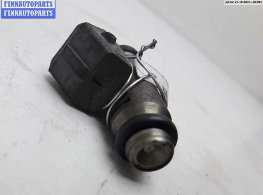 Форсунка топливная на Volkswagen Golf IV (1J)