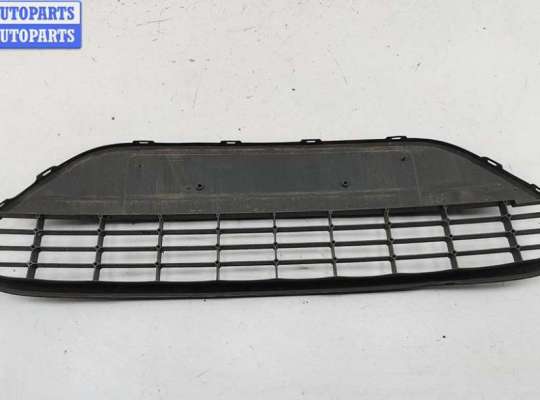 купить Решётка (заглушка) в бампер на Ford Focus II (2004-2011)