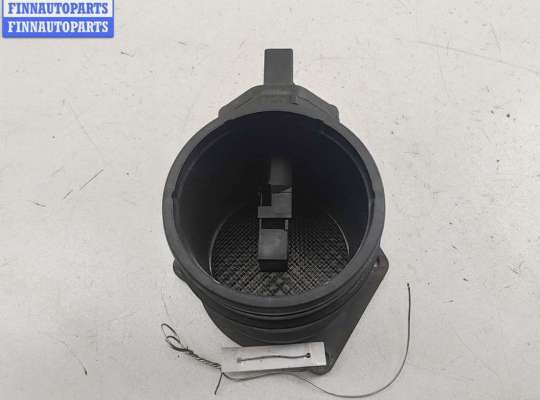 купить Расходомер (измеритель потока воздуха) на Volkswagen Passat B5