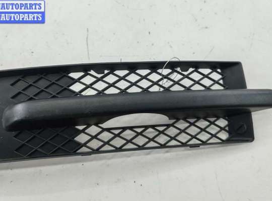 купить Рамка фары противотуманной правой на Volkswagen Sharan (2000-2010)