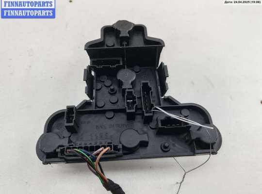 Плата фонаря заднего правого VG2281300 на Volkswagen Golf-3