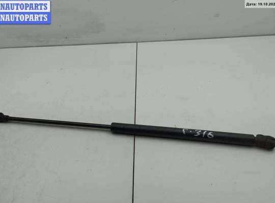 Амортизатор капота на Volkswagen Golf IV (1J)