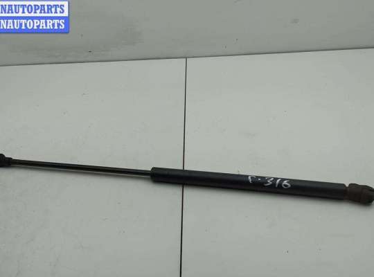 Амортизатор капота VG2626587 на Volkswagen Golf-4