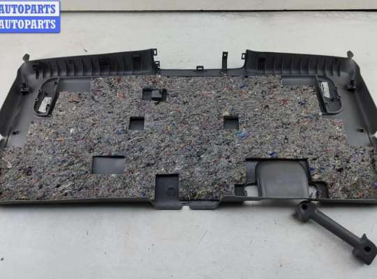 купить Обшивка крышки багажника на Chrysler Voyager (1996-2000)