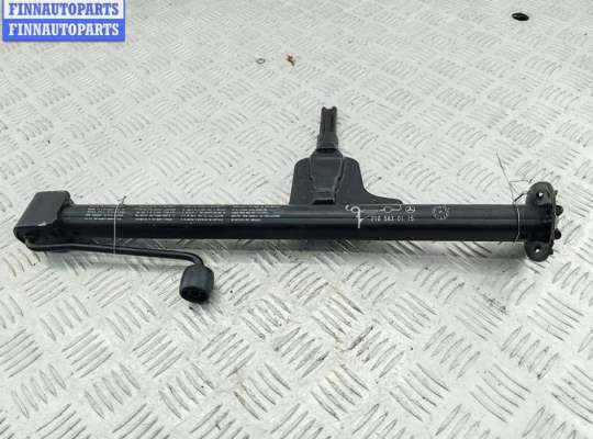 Домкрат MB1686881 на Mercedes E-Class W210 (1995-2002)