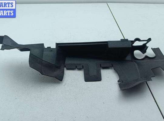 купить Воздуховод на Volkswagen Passat B5+ (GP)