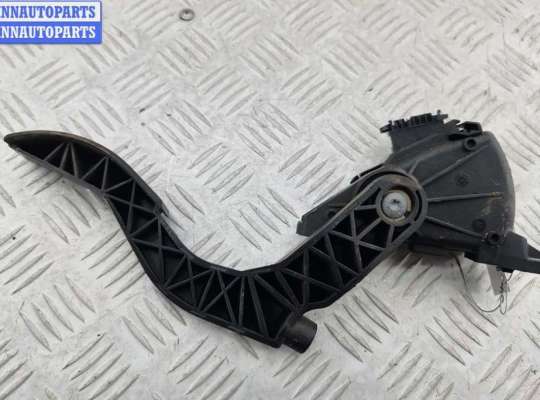 Купить Педаль газа на Audi A4 B6 (2001-2004) Педаль газа AU1746474 на Audi A4 B6 (2001-2004)