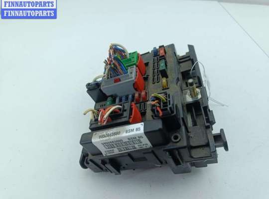 Блок предохранителей PG1158758 на Peugeot 307
