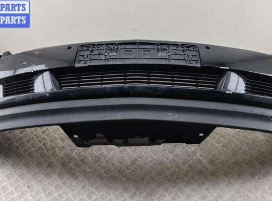 Бампер передний OP2368444 на Opel Vectra C (2002-2008)