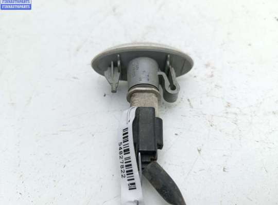 купить Повторитель поворота правый на Peugeot 307