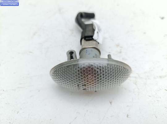 купить Повторитель поворота правый на Peugeot 307