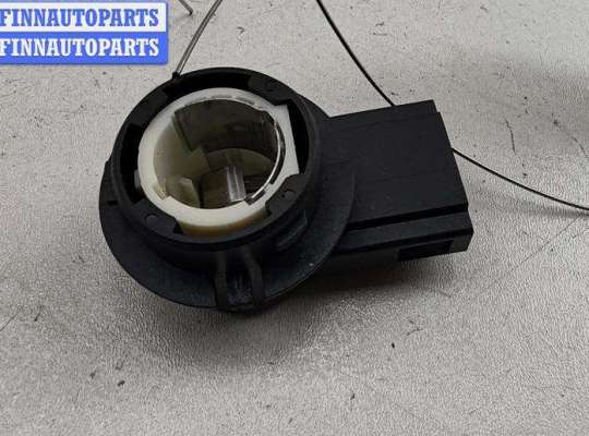 купить Патрон лампы фонаря на Volkswagen Passat B6