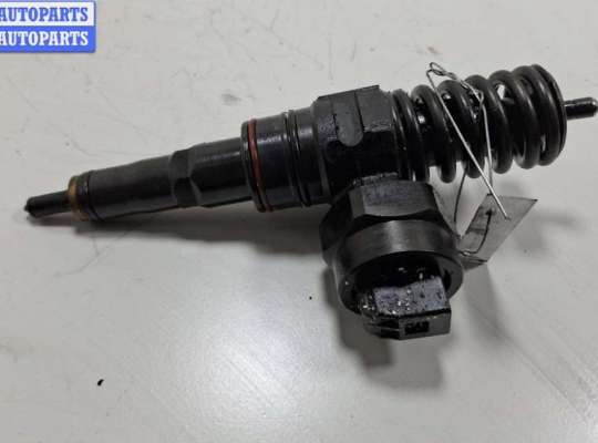купить Форсунка топливная на Volkswagen Passat B5