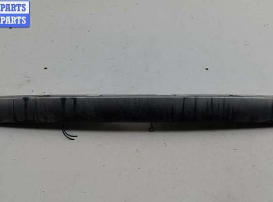 купить Накладка подсветки номера на Renault Megane II (2002-2008)