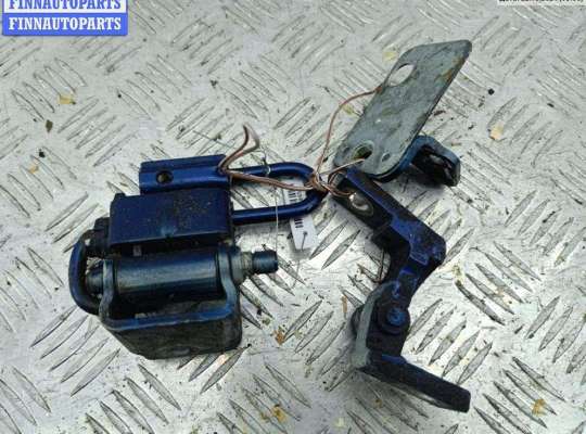 Петля двери задней левой VG1662707 на Volkswagen Passat B5+ (GP)