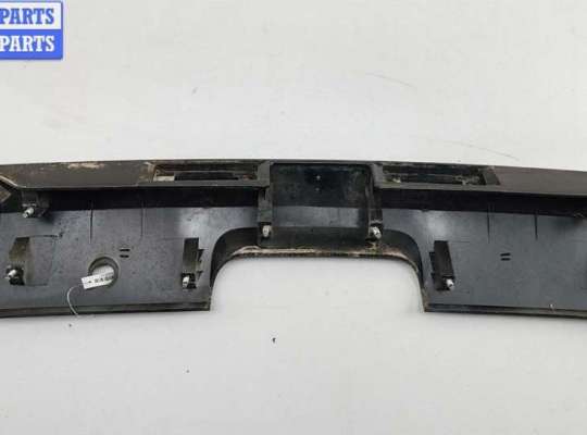 купить Накладка подсветки номера на Chevrolet Nubira