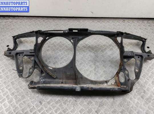 Рамка передняя (панель кузовная, телевизор) VG2718120 на Volkswagen Passat B5