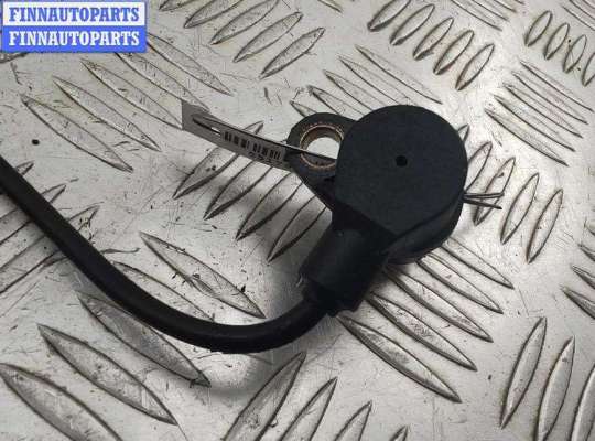 купить Датчик положения коленвала на Volkswagen Passat B5