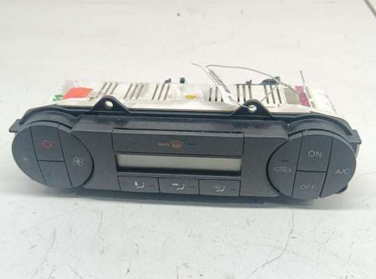 Переключатель отопителя FO1713706 на Ford Mondeo III (2000-2007)
