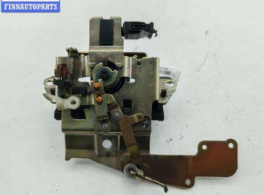 купить Кнопка открывания багажника на Skoda Octavia mk1 (A4 1U) 1996-2010