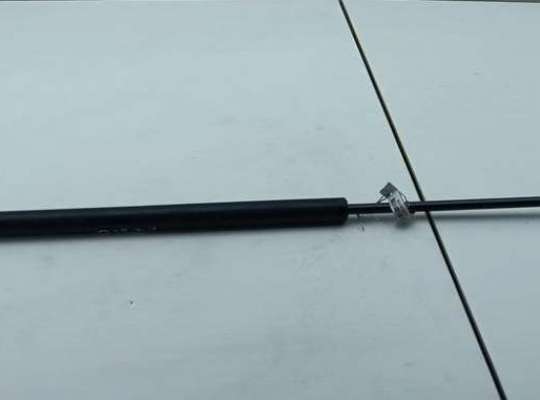 купить Амортизатор капота на Audi A4 B6 (2001-2004)