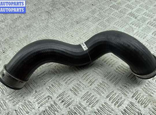 Патрубок интеркулера VG2720444 на Volkswagen Passat B5+ (GP)