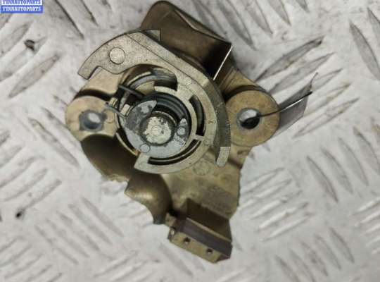 купить Личинка замка багажника на Volkswagen Sharan (2000-2010)