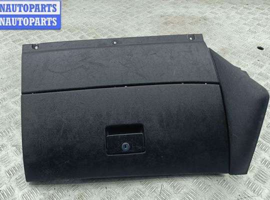 купить Бардачок на Volkswagen Golf-4