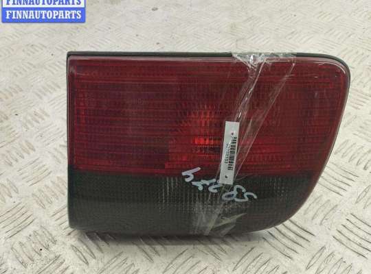 Фонарь крышки багажника правый OP2443233 на Opel Omega B (1994-2003)