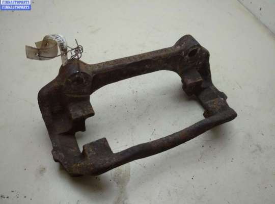 купить Скоба суппорта переднего на Renault Trafic (2001-2014)