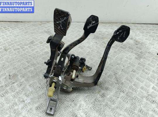 купить Узел педальный на Volkswagen Passat B5