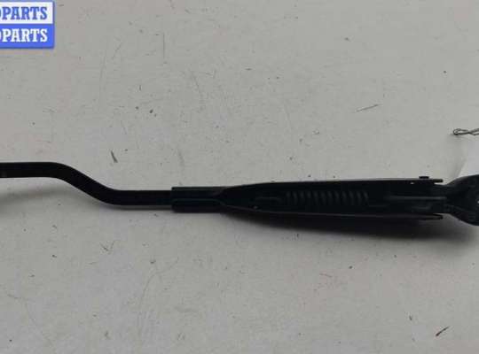 купить Щеткодержатель (поводок стеклоочистителя) задний на Chrysler Voyager (2001-2007)