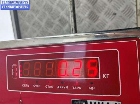 купить Щеткодержатель (поводок стеклоочистителя) задний на Chrysler Voyager (2001-2007)