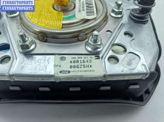 купить Подушка безопасности (Airbag) водителя на Volkswagen Passat B5+ (GP)