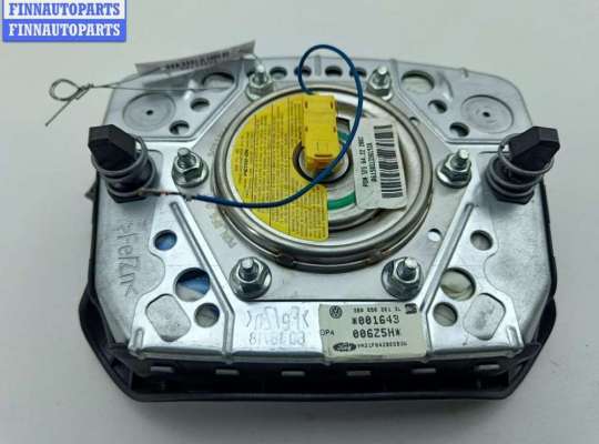 купить Подушка безопасности (Airbag) водителя на Volkswagen Passat B5+ (GP)