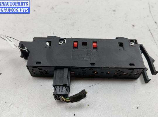 купить Кнопка стеклоподъемника переднего левого на BMW 3 E46 (1998-2006)