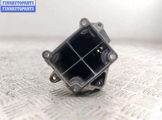 купить Кронштейн двигателя опорный на Mercedes C-Class W204 (2007-2015)