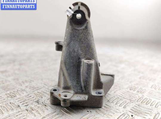 купить Кронштейн двигателя опорный на Mercedes C-Class W204 (2007-2015)