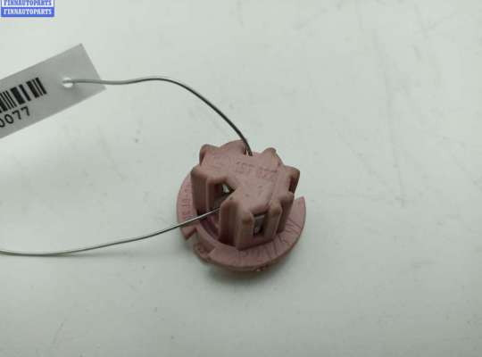 купить Патрон лампы фонаря на Mercedes S-Class W220 (1998-2005)