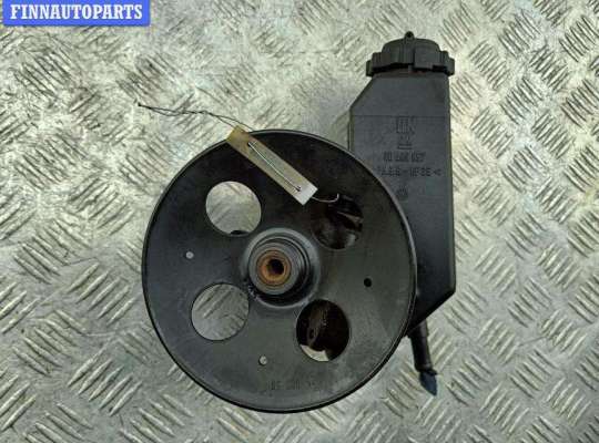 Насос гидроусилителя руля OP2431368 на Opel Vectra B (1995-2002)