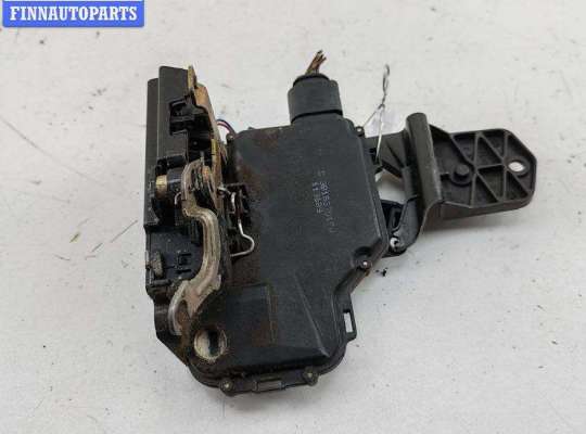Замок боковой двери на Volkswagen Golf IV (1J)