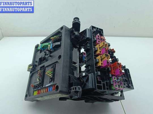 купить Блок предохранителей на Volkswagen Sharan (2000-2010)