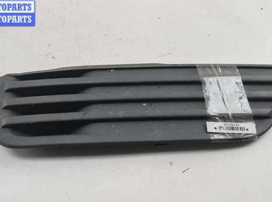 купить Решётка (заглушка) в бампер на Ford Focus II (2004-2011)