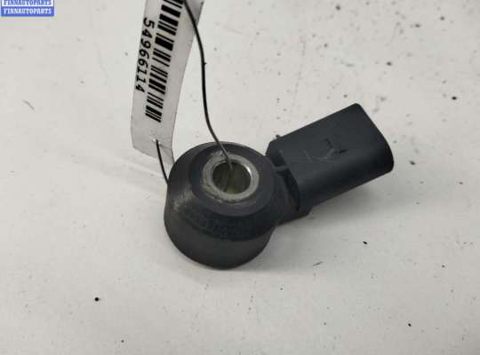 Датчик детонации на Volkswagen Golf V (1K)