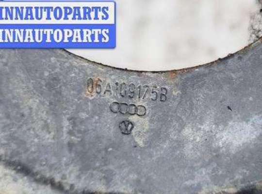 Кожух (крышка) ремня ГРМ на Volkswagen Touran I (1T)