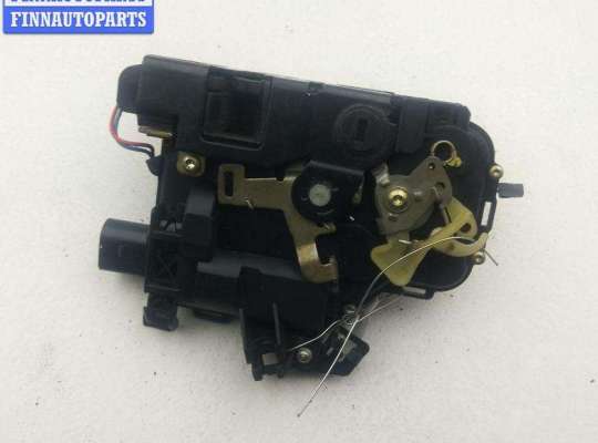 Замок боковой двери на Volkswagen Golf IV (1J)
