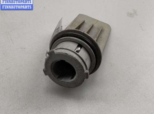 купить Патрон лампы указателя поворота на Opel Corsa C (2000-2006)