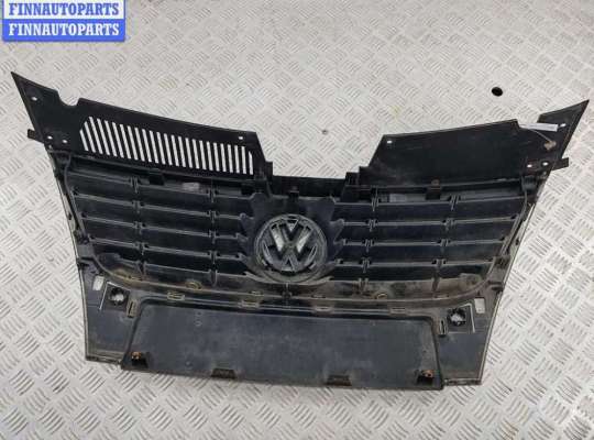 купить Решетка радиатора на Volkswagen Passat B6