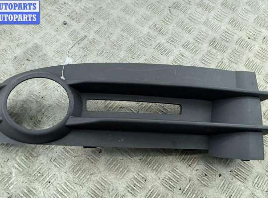 купить Рамка фары противотуманной левой на Volkswagen Caddy (2004-2010)