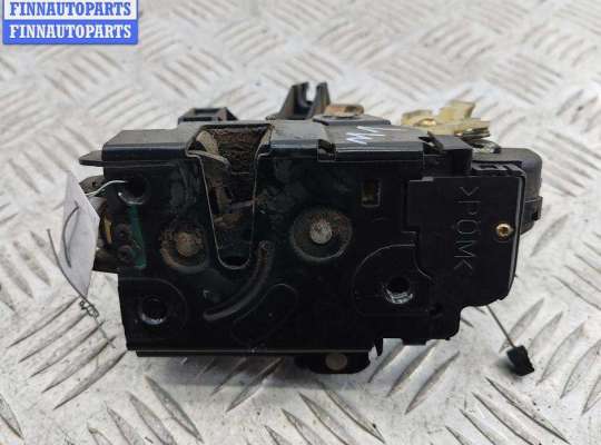 Замок двери передней правой VG2784905 на Volkswagen Golf-4